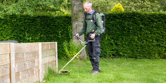 Jon Brocklebank using the Stiga SBC 900 D AE Cordless Grass Trimmer - Brush Cutter at Barnsdale Gardens